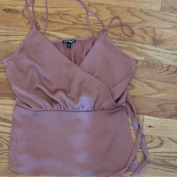 Express top - Picture 3 of 11